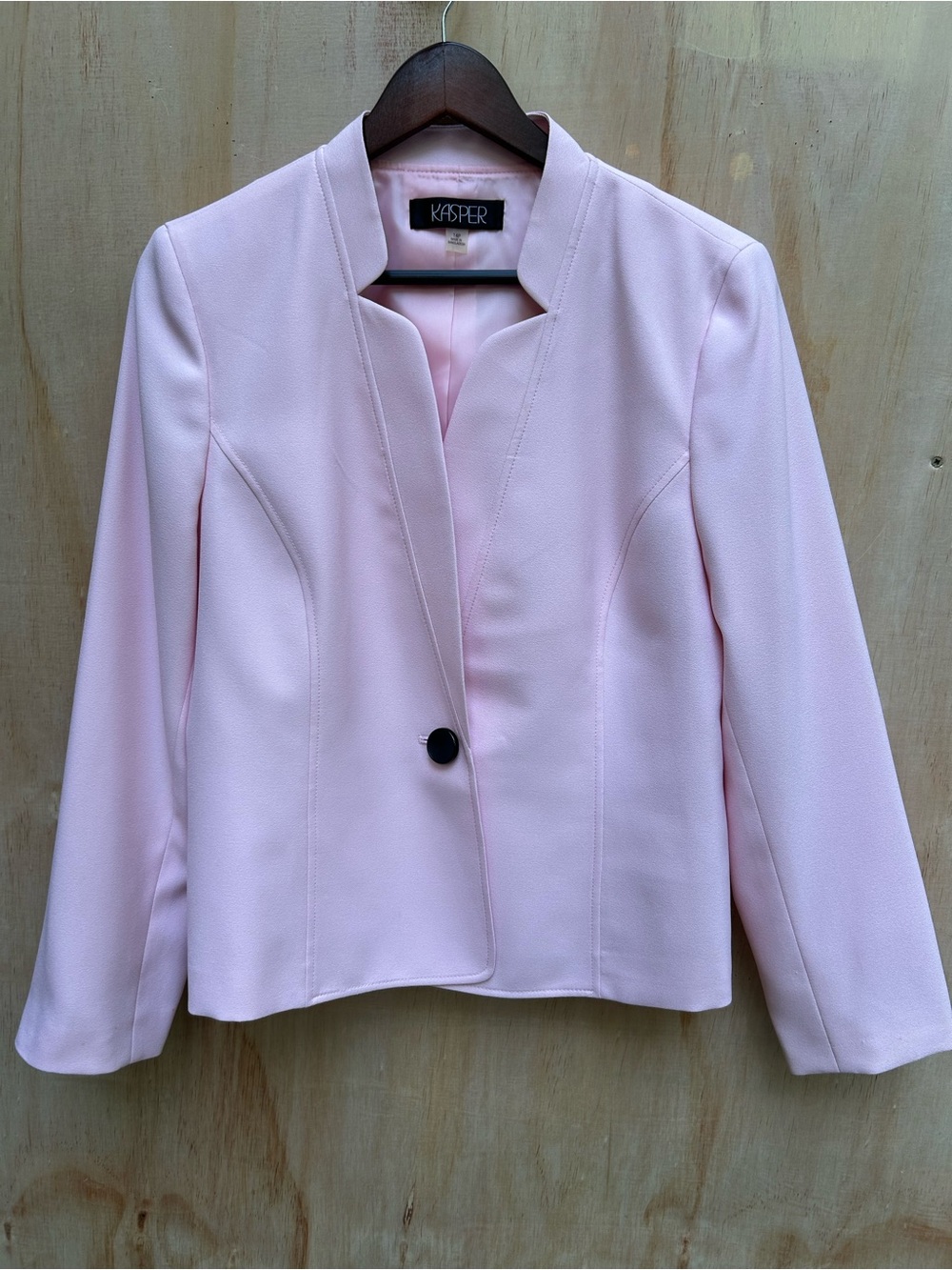 Kasper Pale Pink Single-Button Collarless Blazer